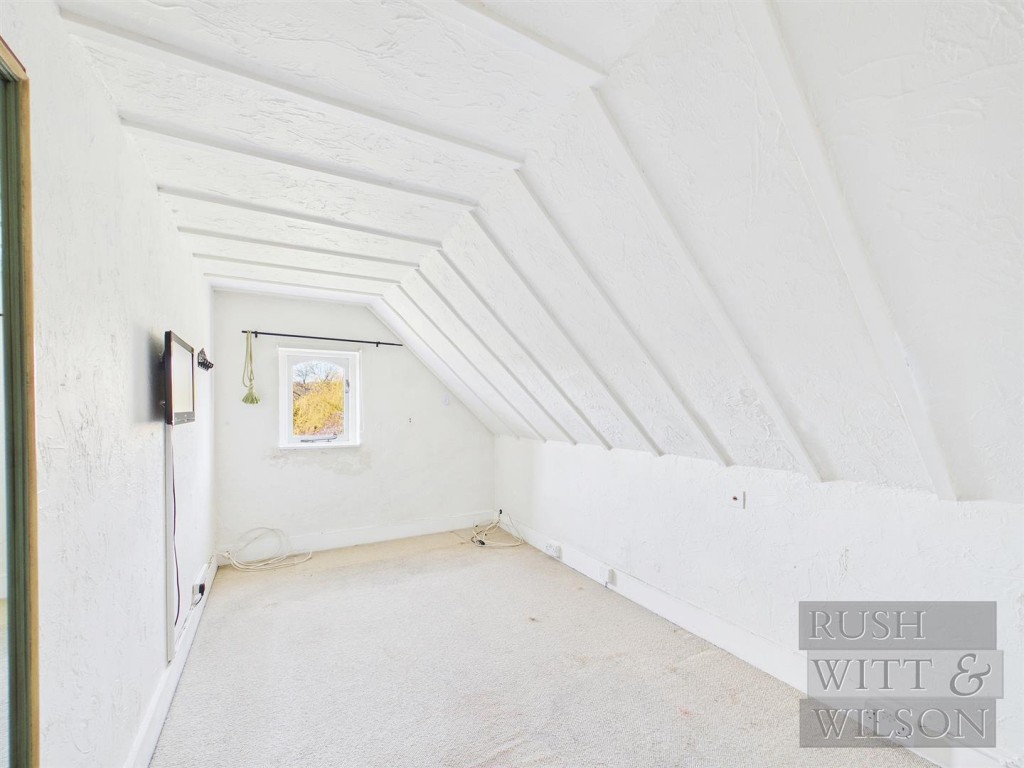 Lot: 123 - SEMI-DETACHED COTTAGE FOR REFURBISHMENT WITH FAR REACHING VIEWS - Bedroom 1
